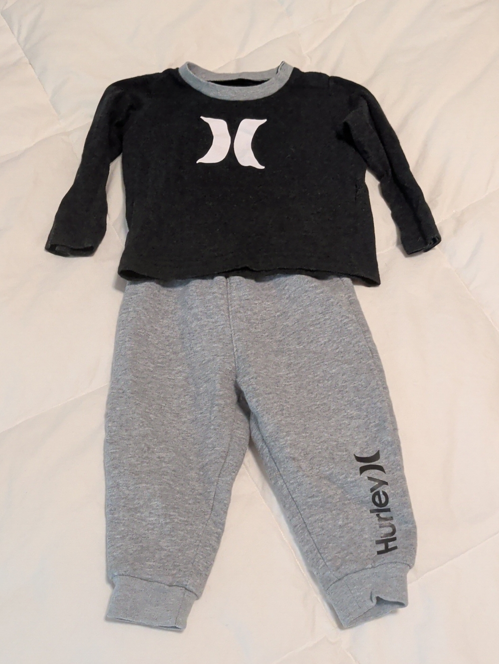 Hurley Sweat suit 12months